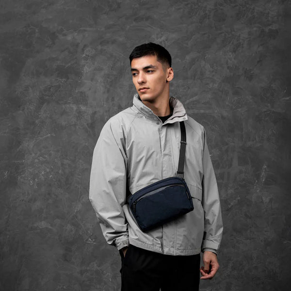 Alpaka Flight Sling Bag 2L