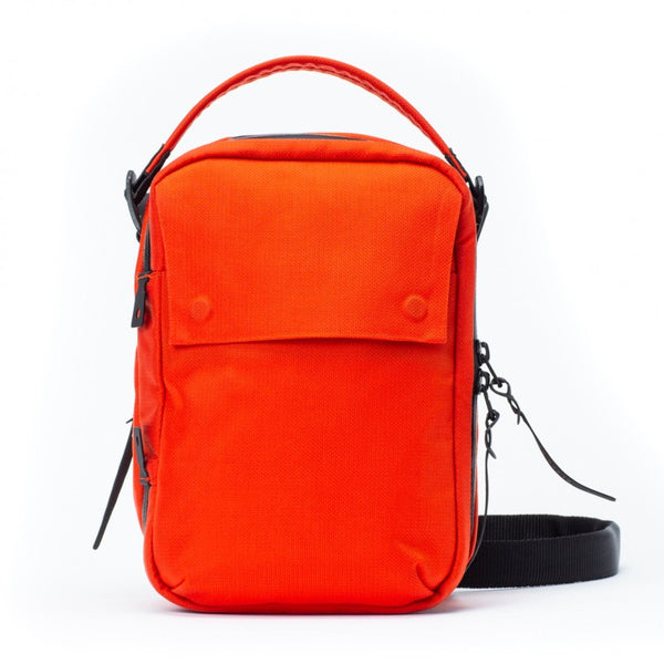 Black Ember Inc - Kompak